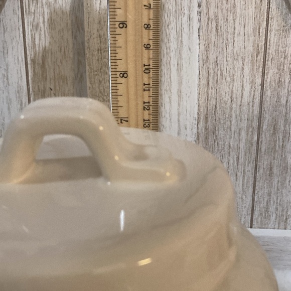 Rae Dunn Home for the Holidays Canister - Picture 4 of 6